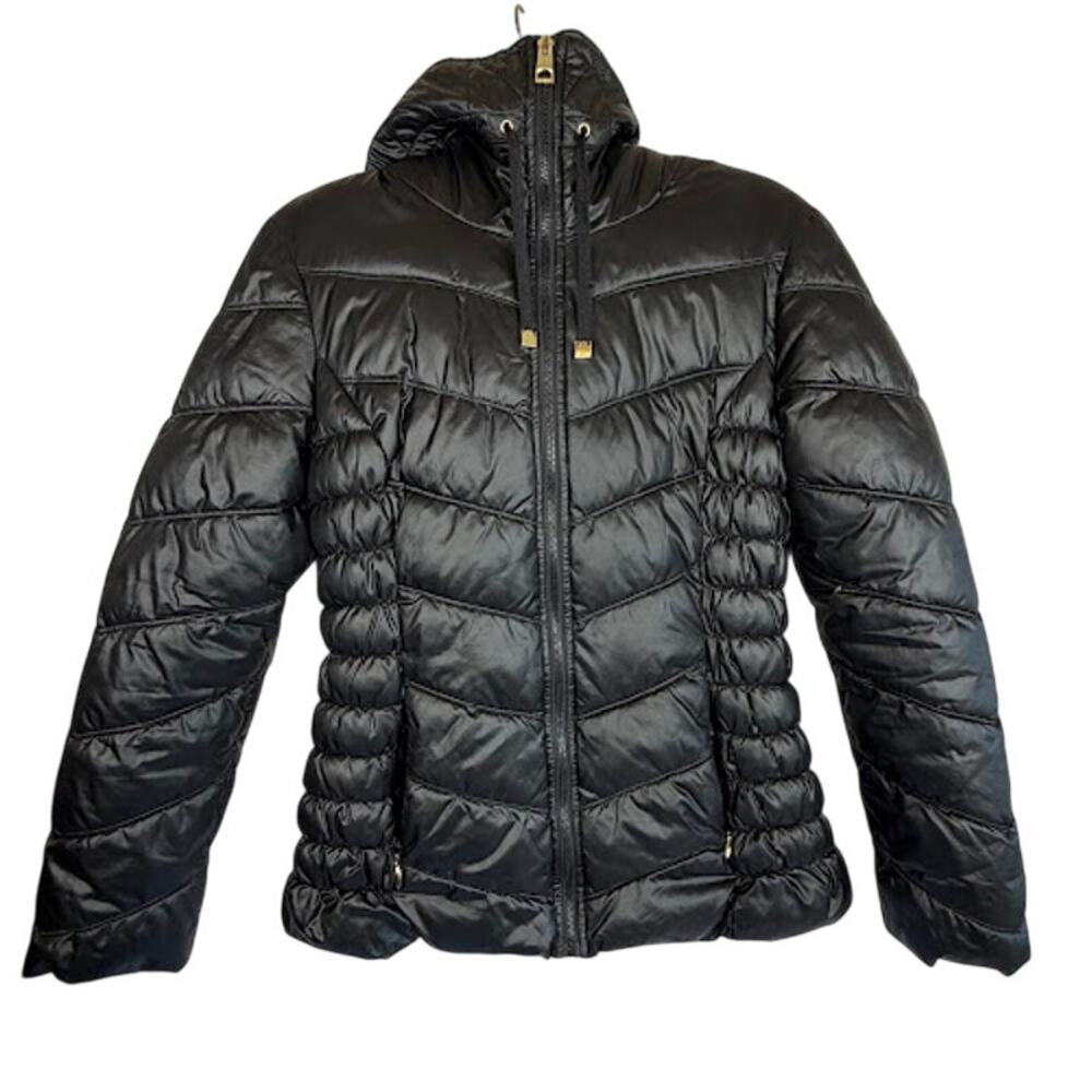 GUESS Women's‎ Black Chevron Quilted Puffer Jacket Gold Hardware Hood Size M